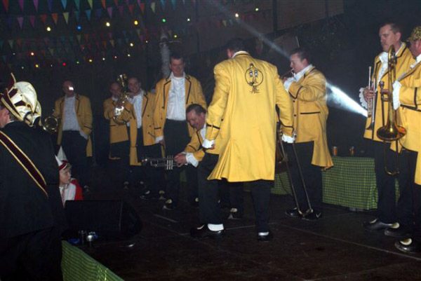 Kreesiebal08119